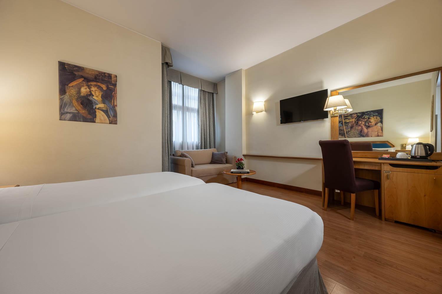 Ih Hotels Milano Eur - เตรซซาโน ซุล นาวีโญ ภายนอก รูปภาพ